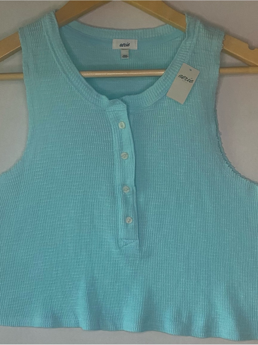 Aerie Blue Waffle Knit Cropped Tank Top Size Medium Sleeveless Henley Soft NWT
